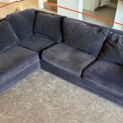Grey 3 Piece Sectional With Right Arm Facing Chaise