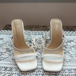 Forever Link Tie-Up White Heels