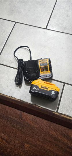 DEWALT 20 VT MAX BATTER 6.0 AND CHARGER