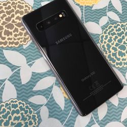 Samsung Galaxy S10  128 GB Unlocked 