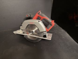 Milwaukee Circular Saw