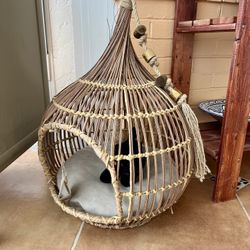 Cool Cat Bed - Brand New