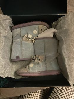 Uggs Size 9