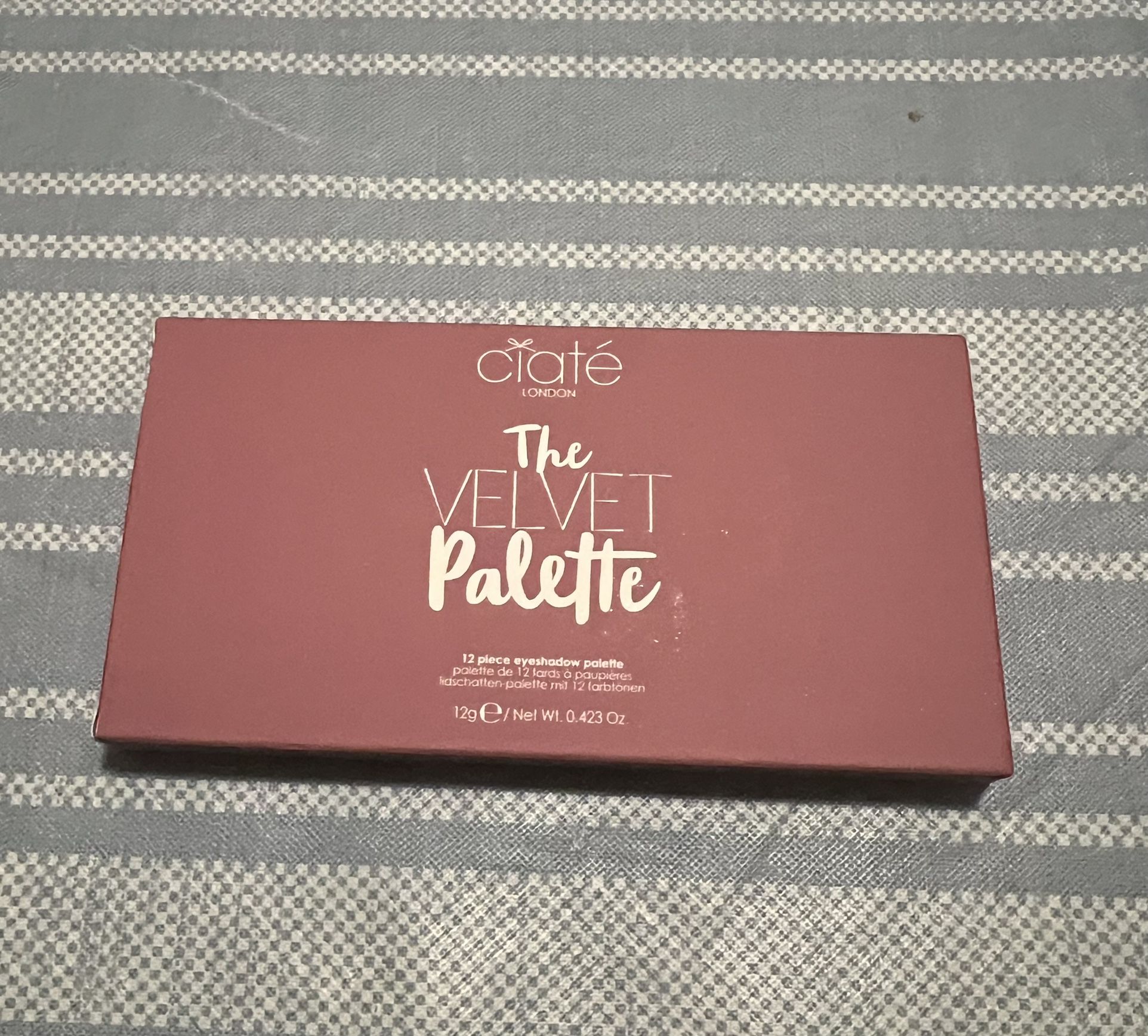 FREE-Mixed lot of luxury beauty :Ciate The Velvete palettte , KVD, Jaclyn cosmetics, etc.
