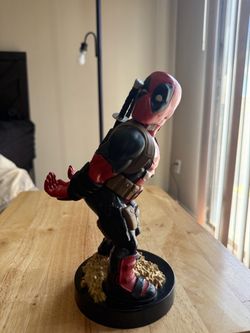 Marvel: Deadpool Control/Phone holder