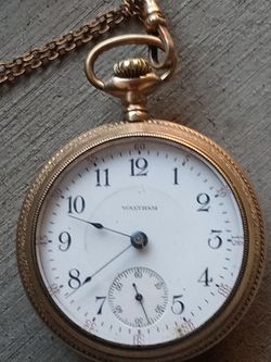Waltham  antique 18 carrot yellow gold pocket watch and chain
