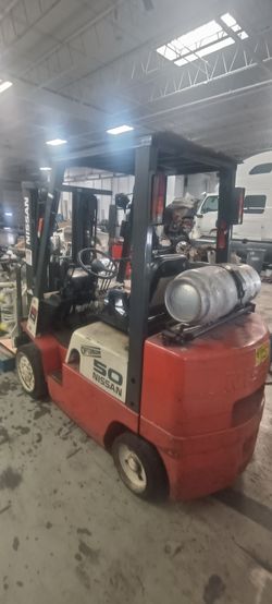 Nissan optimum-50 Forklift