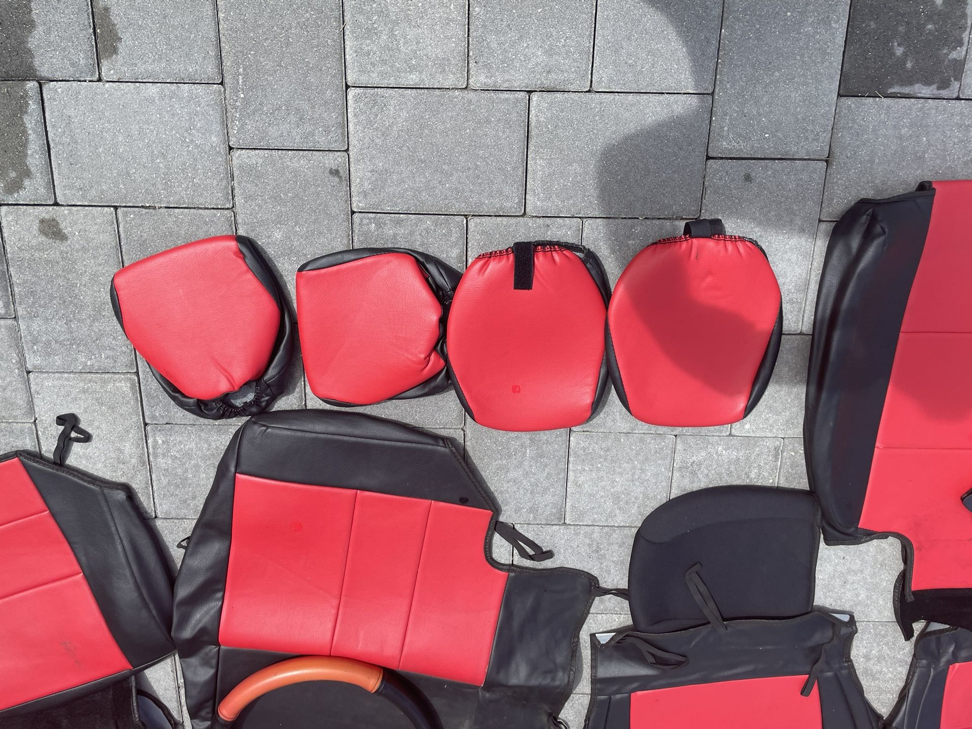JEEP WRANGLER JK 4-DOOR SEAT COVERS EXCELLENT CONDITION