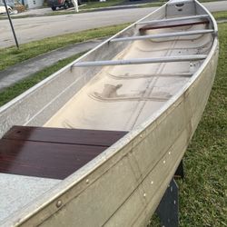 Canoe 17’ Aluminum, Craftsman, Kendall West Area 