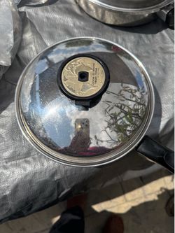 Skillet pot 8 inch cook o matic 2 pans and 1 lid selling as it is