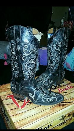 Dalton Boots