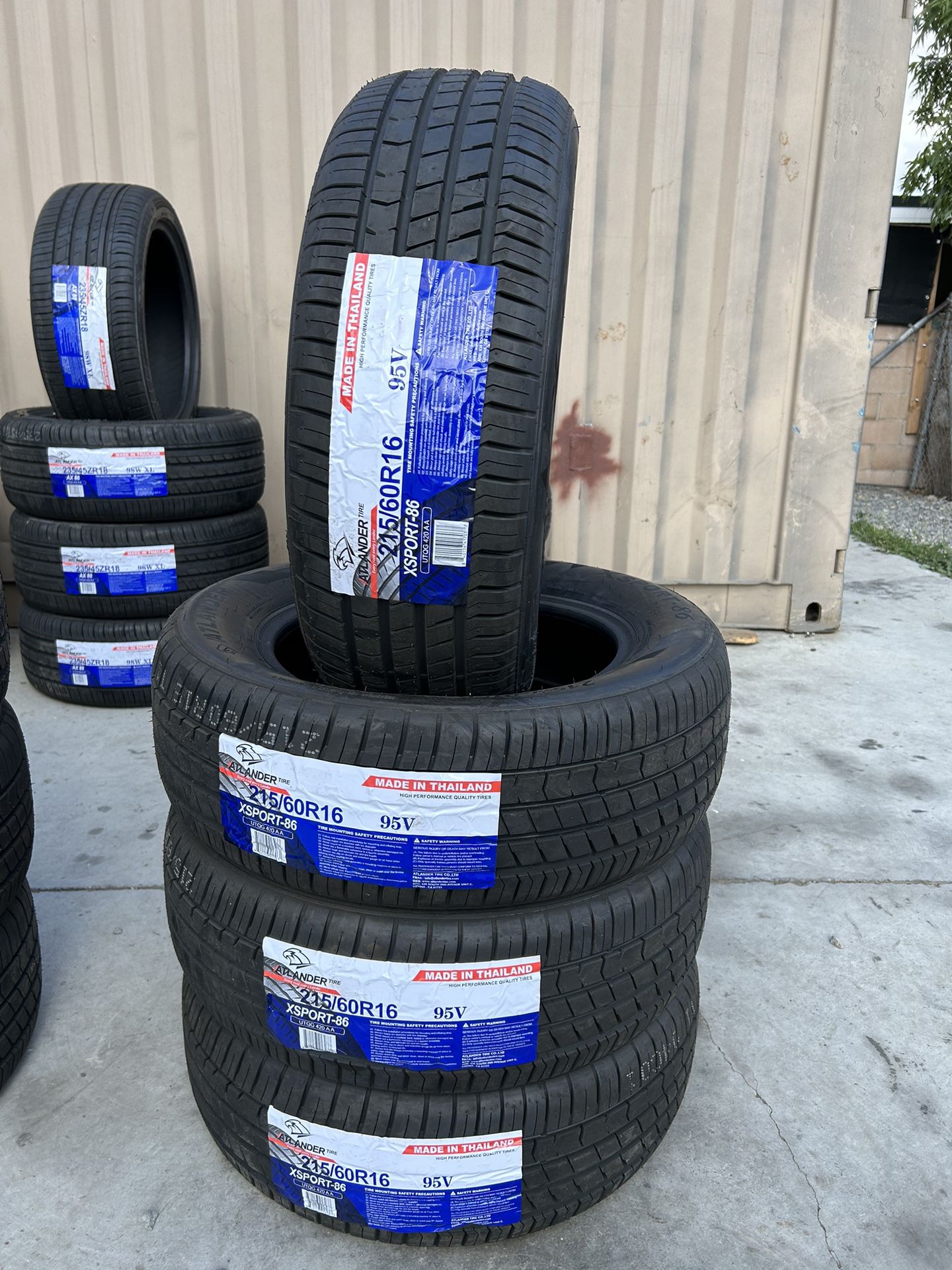 Set of brand New Tires 215/60/16 215/60R16