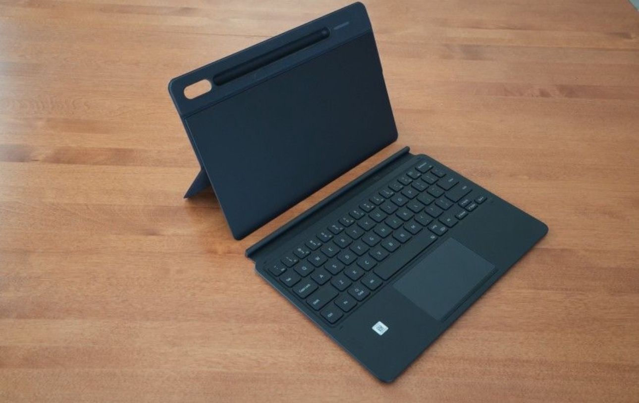 Samsung Galaxy Tab S7 Keyboard Book Cover