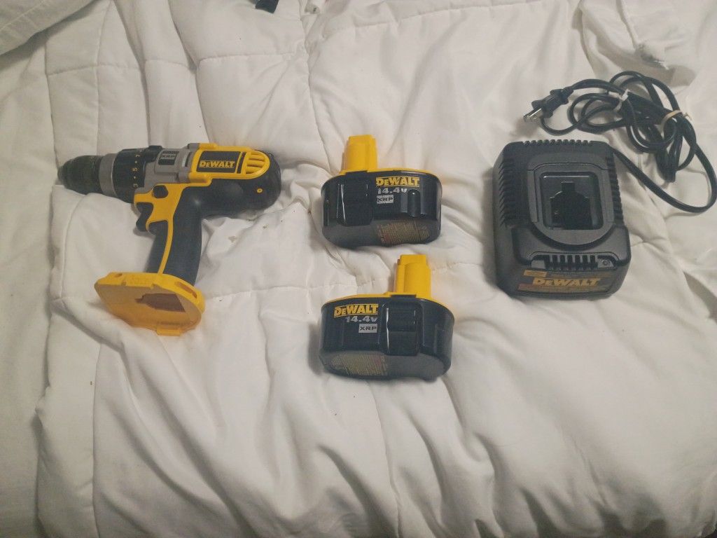 DeWalt XR 20V Drill Set