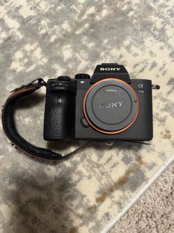 Sony Alpha a7 III Full-Frame Mirrorless Camera Body Black