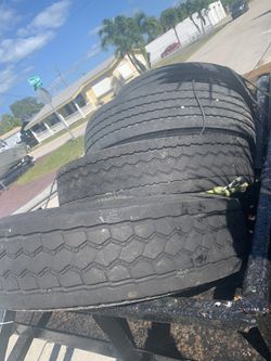 11R/22/5 Gomas Carro Comercial 