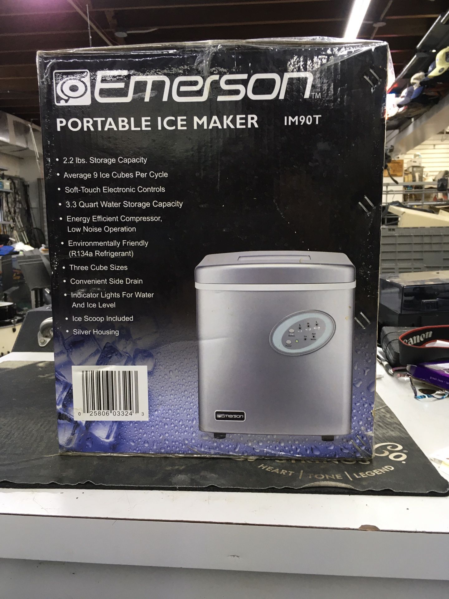 Emerson Ice Maker