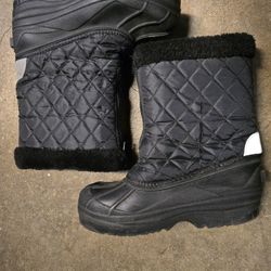 Snow Boots, Size 5
