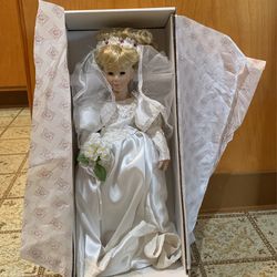 Dynasty Doll Collection