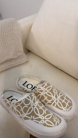 Loewe size 42