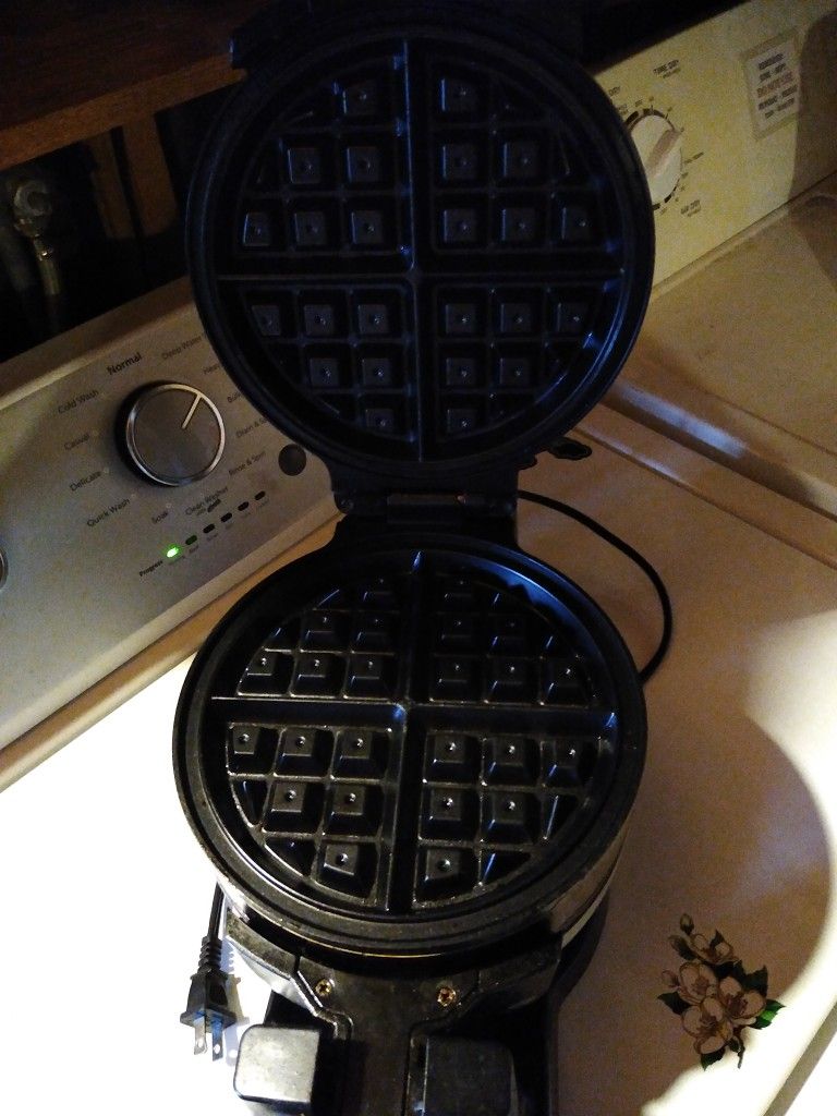 Double Waffle Iron