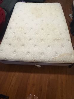 Queen size bed