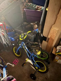 Kids bicycles with training wheels