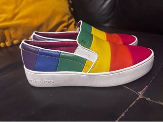 Michael kors size 6