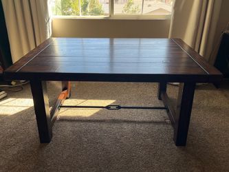Pottery Barn Table - Benchwright Extending Dining Table