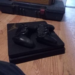 PS4 Slim With Two Wireless Controllers