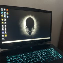 Alienware M17 Gaming Notebook