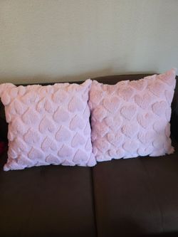 Decorative pillows