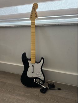 Fender Stratocaster Wired Guitar Controller Motion Control Black/White for Wii