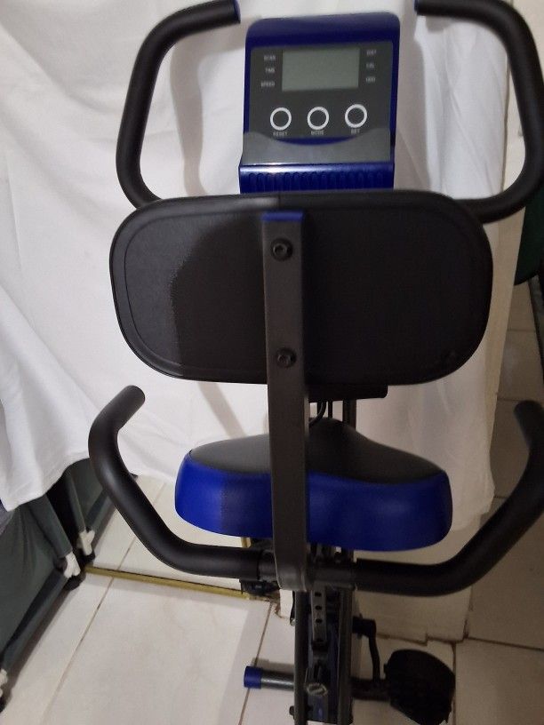 FIT QUEST EXERCISE BIKE