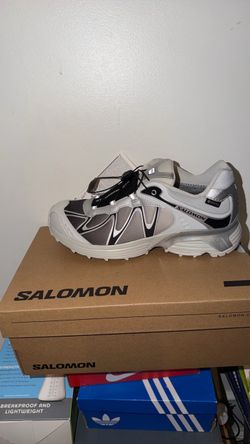 Salomon Sneakers, a women’s size 9 1/2
