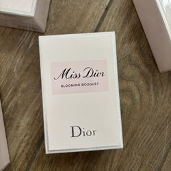 MISS DIOR BLOOMING Bouquet - BRAND NEW COMPLETELY SEALED‼️