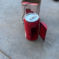 Little mini fridge cooler
