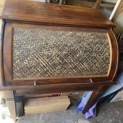 Tommy Bahama Desk And Chair 