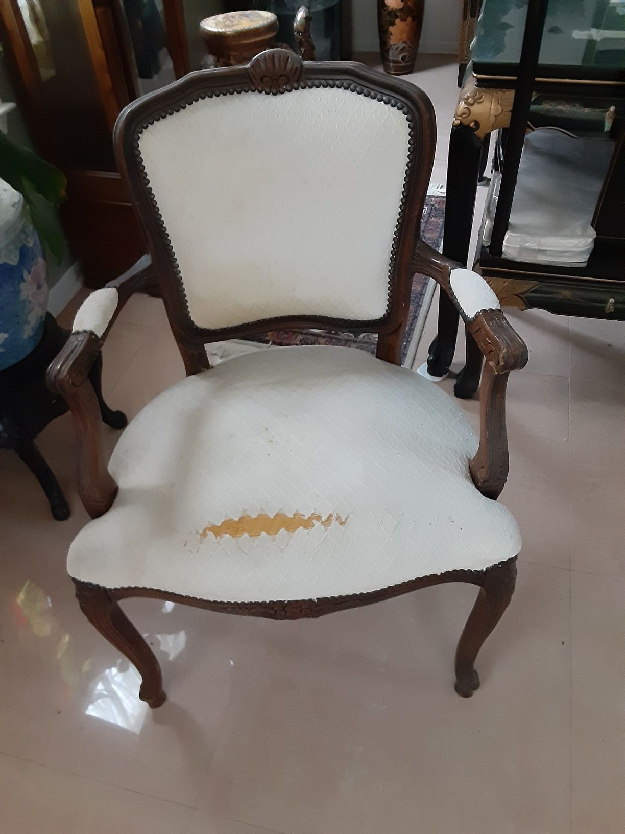 Antique arm chair