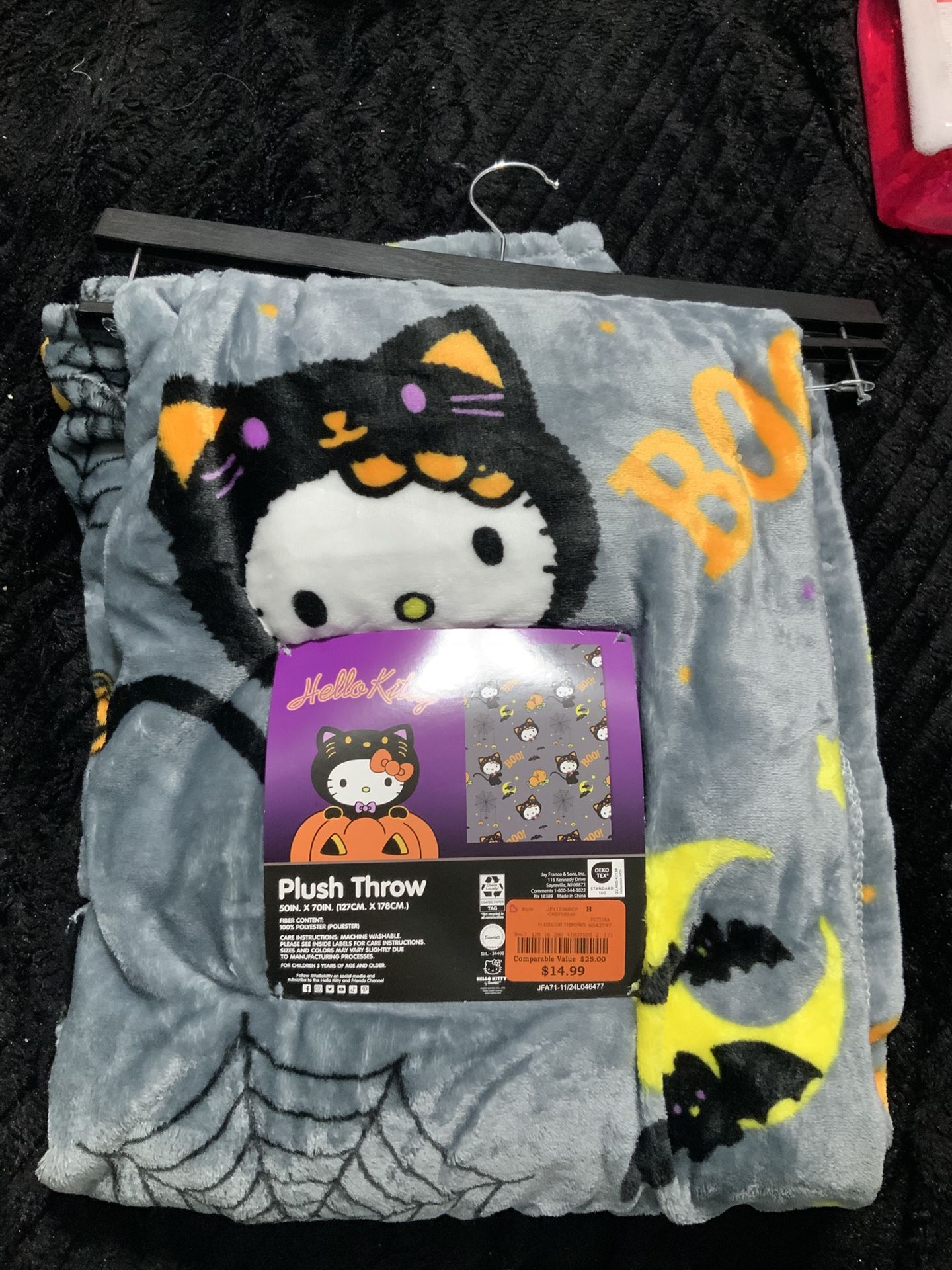 Hello kitty blanket