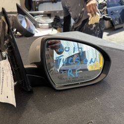 2016 - 2018 Hyundai Tucson Door Mirror Passenger Side RH Silver power JC236