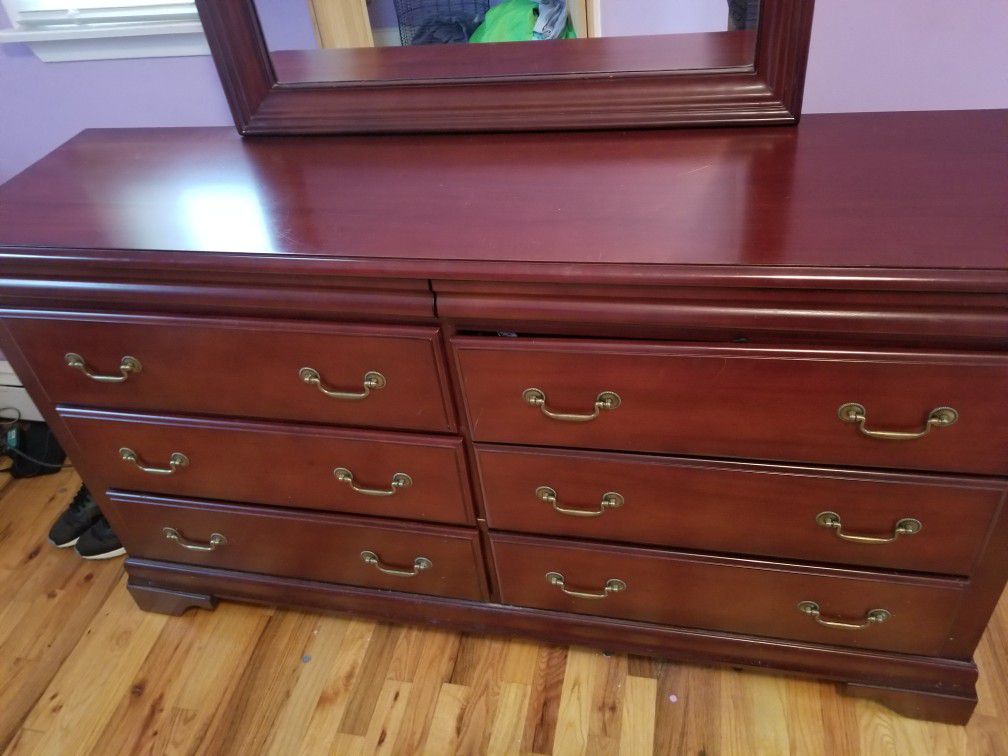 Cherry wood Dresser with Mirror
