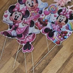 Minnie Mouse Yard Signs