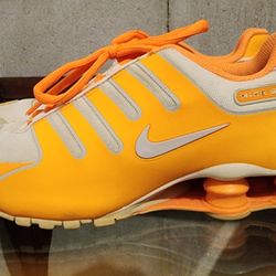 NIKE SHOX WOMEN 9