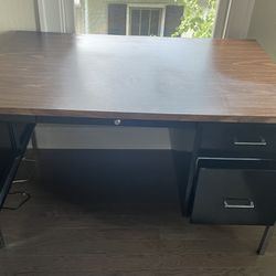 Large Sized Desk