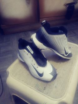 Nike youth baseball cleats 11c