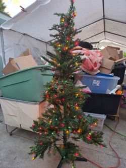 Artificial Christmas Tree with Multicolor Lights