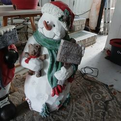 Snowman Lights Up