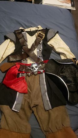 Pirate costume size 7/8