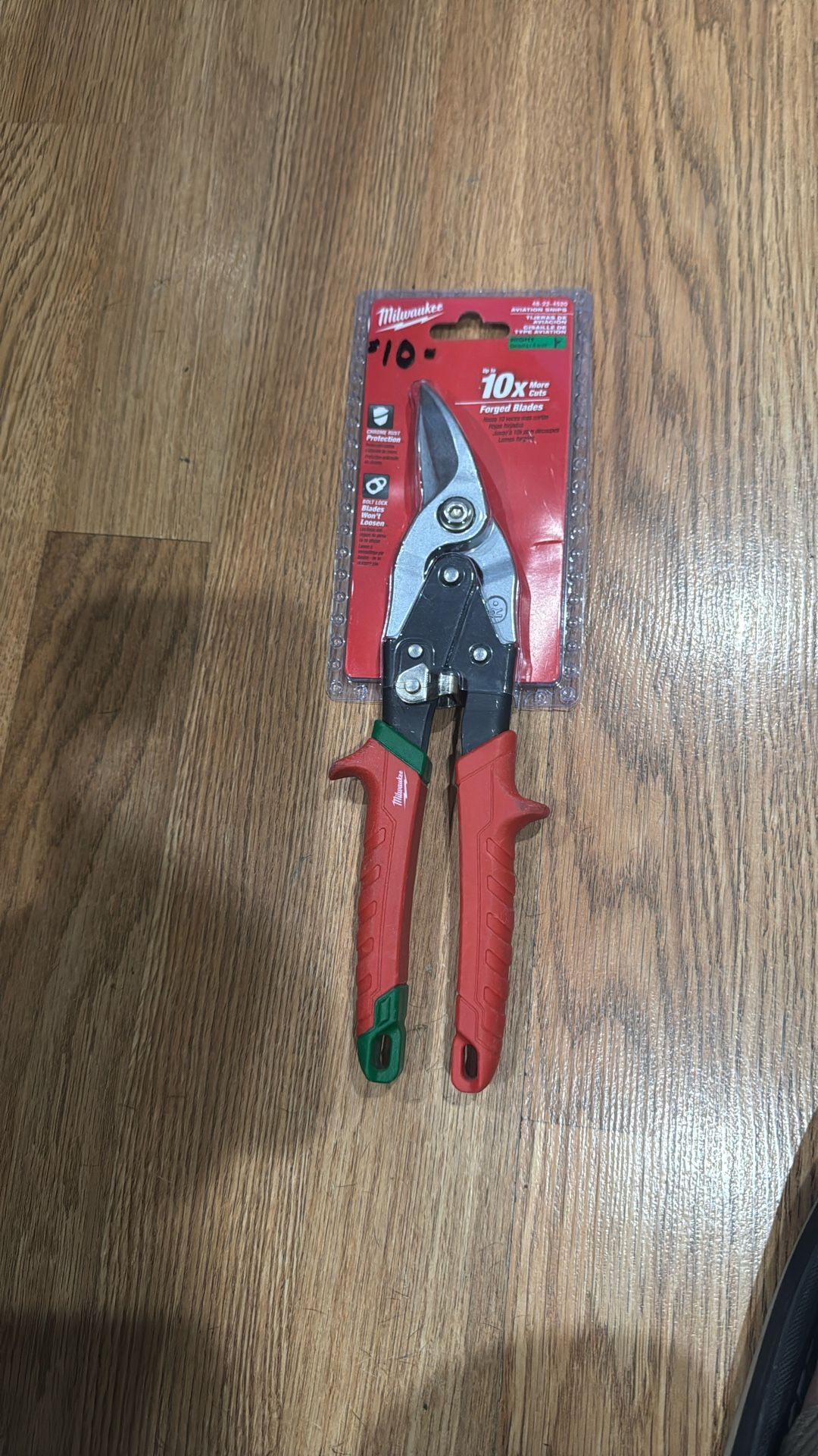 Milwaukee 10 in. Right-Cut Aviation Snips
